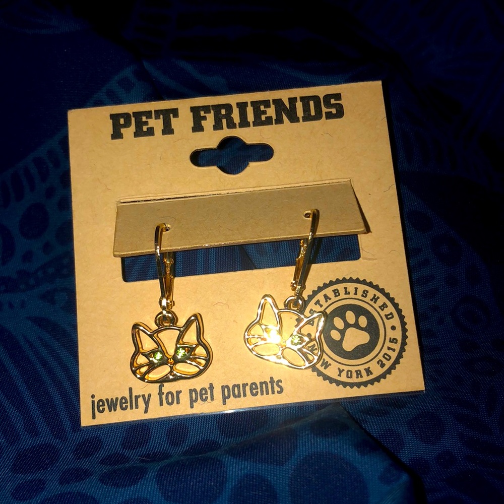Pet Friends Gold w/Emerald Eyes Kitty 🐱 Cat Short Dangling Earrings NWT